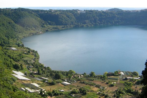 lago di nemi